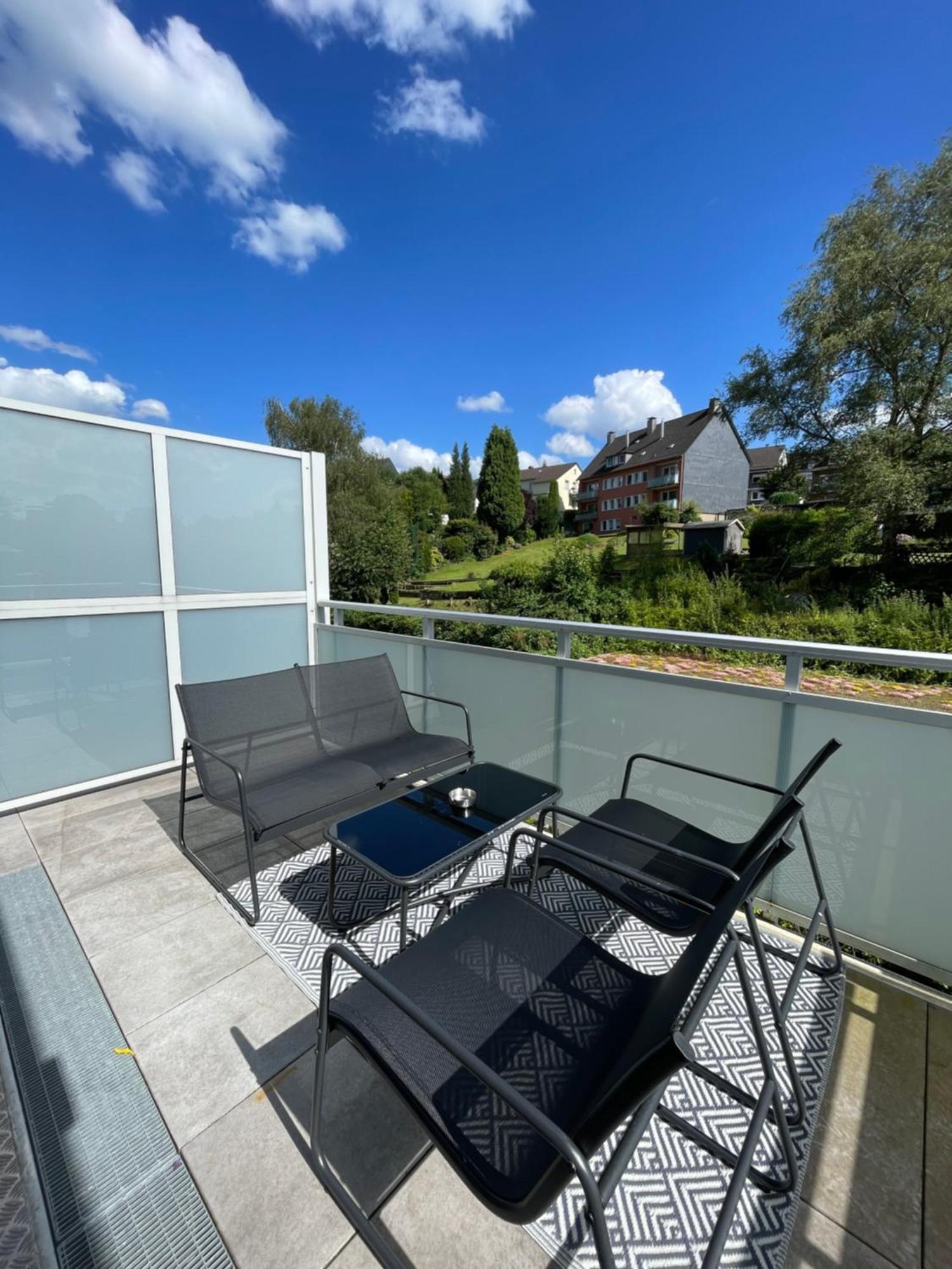 Deluxe 1 Bedroom *